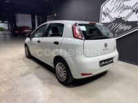 Usado Fiat Punto Evo Active 77 CV (56 kW) 2012 Blanco Utilitario