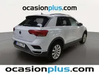 Usado VW T-Roc Advance 110 CV (80 kW) 2021 Gris plata SUV