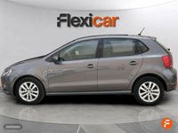 Usado VW Polo Advance 90 CV (66 kW) 2016 Gris / plata Berlina