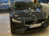 Käytetty Volvo V60 CC 190 HP (139 kW) 2019 Sininen Farmari