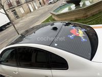 Usado VW Passat Highline 170 CV (125 kW) 2003 Blanco Berlina