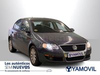 Usado VW Passat Highline 140 CV (102 kW) 2009 Gris Berlina