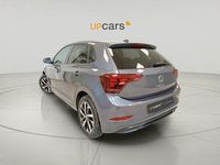 Usado VW Polo 95 CV (69 kW) 2024 Gris / plata Utilitario