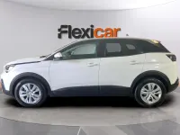 Usado Peugeot 3008 Active 120 CV (88 kW) 2017 Blanco SUV
