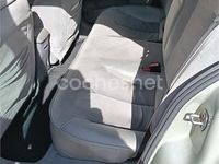 Usado Renault Laguna II Privilege 120 CV (88 kW) 2003 Gris / plata Berlina