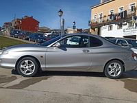 Usado Hyundai Coupé 107 CV (78 kW) 2000 Gris Coupe
