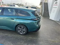 Usado Peugeot 308 130 CV (95 kW) 2022 Azul Familiar