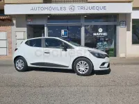 Usado Renault Clio IV Business 75 CV (55 kW) 2018 Blanco Berlina