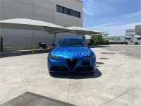 Usado Alfa Romeo Giulia Veloce 210 CV (154 kW) 2019 Azul Berlina