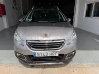 Usado Peugeot 2008 Allure 92 CV (67 kW) 2014 Gris / plata SUV