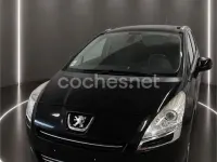 Usado Peugeot 5008 Allure 150 CV (110 kW) 2014 Negro Monovolumen