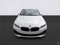 Begagnad BMW 225 Active Tourer iPerformance 224 HK (164 kW) 2019 Vit Minibuss