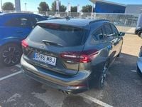 Usado Ford Focus ST-Line 125 CV (91 kW) 2022 Gris Familiar