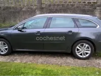 Usado Peugeot 508 SW Active 120 CV (88 kW) 2016 Gris / plata Familiar