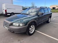 Usado Volvo V70 300 CV (220 kW) 2003 Verde Familiar