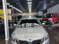 Usado Skoda Octavia Style 116 CV (85 kW) 2019 Gris Familiar