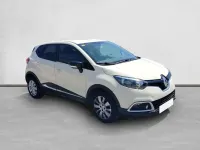 Usado Renault Captur Zen 90 CV (66 kW) 2016 Beige SUV