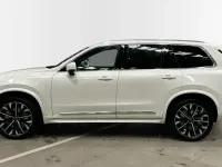 Usado Volvo XC90 Plus 250 CV (183 kW) 2025 Gris SUV