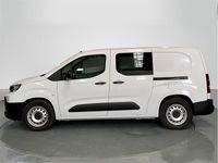 Usado Toyota Proace City City 100 kW (136 CV) 2025 Blanco polar Monovolumen