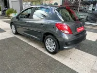 Usado Peugeot 207 70 CV (51 kW) 2010 Gris / plata Berlina