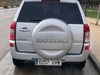 Usado Suzuki Grand Vitara 129 CV (94 kW) 2010 Gris / plata SUV
