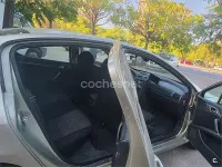 Usado Peugeot 407 136 CV (100 kW) 2006 Gris / plata Berlina