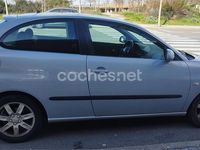 Usado Seat Ibiza Sport 100 CV (73 kW) 2005 Azul Utilitario