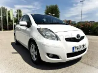 Usado Toyota Yaris 101 CV (74 kW) 2010 Blanco Utilitario