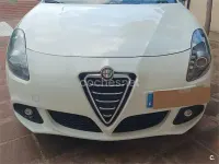 Usado Alfa Romeo Giulietta Distinctive 140 CV (102 kW) 2011 Blanco Utilitario