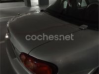 Usado Mazda MX5 Exclusive 110 CV (80 kW) 2002 Gris / plata Descapotable