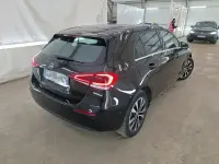 Usado Mercedes A250 218 CV (160 kW) 2022 Negro Utilitario