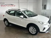Usado Seat Arona Style 110 CV (80 kW) 2023 Blanco SUV