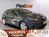 Usado Kia Ceed 101 CV (74 kW) 2022 Gris Utilitario