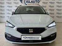 Usado Seat Leon Style 115 CV (84 kW) 2022 Blanco Familiar