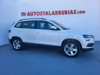 Usado Skoda Karoq Ambition 150 CV (110 kW) 2021 Blanco SUV