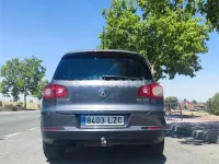 Usado VW Tiguan Advance 140 CV (102 kW) 2011 Gris / plata SUV