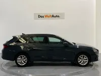 Usado Seat Leon Style 116 CV (85 kW) 2025 Azul