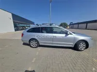 Usado Skoda Superb Ambition 105 CV (77 kW) 2010 Gris / plata Familiar