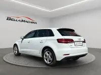 Usado Audi A3 116 CV (85 kW) 2018 Blanco Berlina
