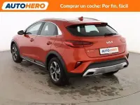 Usado Kia XCeed 120 CV (88 kW) 2022 Naranja SUV
