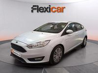 Usado Ford Focus 125 CV (91 kW) 2015 Blanco Berlina