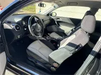 Usado Audi A1 Attraction 86 CV (63 kW) 2011 Negro Utilitario