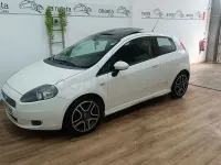 Usado Fiat Grande Punto 95 CV (69 kW) 2009 Blanco Utilitario