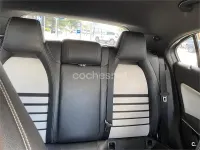 Usado Mercedes A180 Style 109 CV (80 kW) 2015 Gris / plata Utilitario