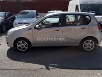 Usado Chevrolet Aveo LT 84 CV (61 kW) 2011 Gris / plata Berlina