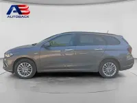Usado Fiat Tipo Life 130 CV (95 kW) 2022 Gris Familiar