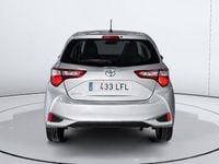 Usado Toyota Yaris Active 111 CV (81 kW) 2020 Gris Berlina