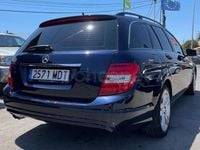 Usado Mercedes C180 120 CV (88 kW) 2013 Azul Familiar