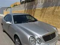 Usado Mercedes CLK320 Avantgarde 218 CV (160 kW) 2001 Gris / plata Coupe