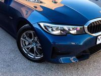 Usado BMW 330e Shadowline 291 CV (214 kW) 2022 Azul Familiar